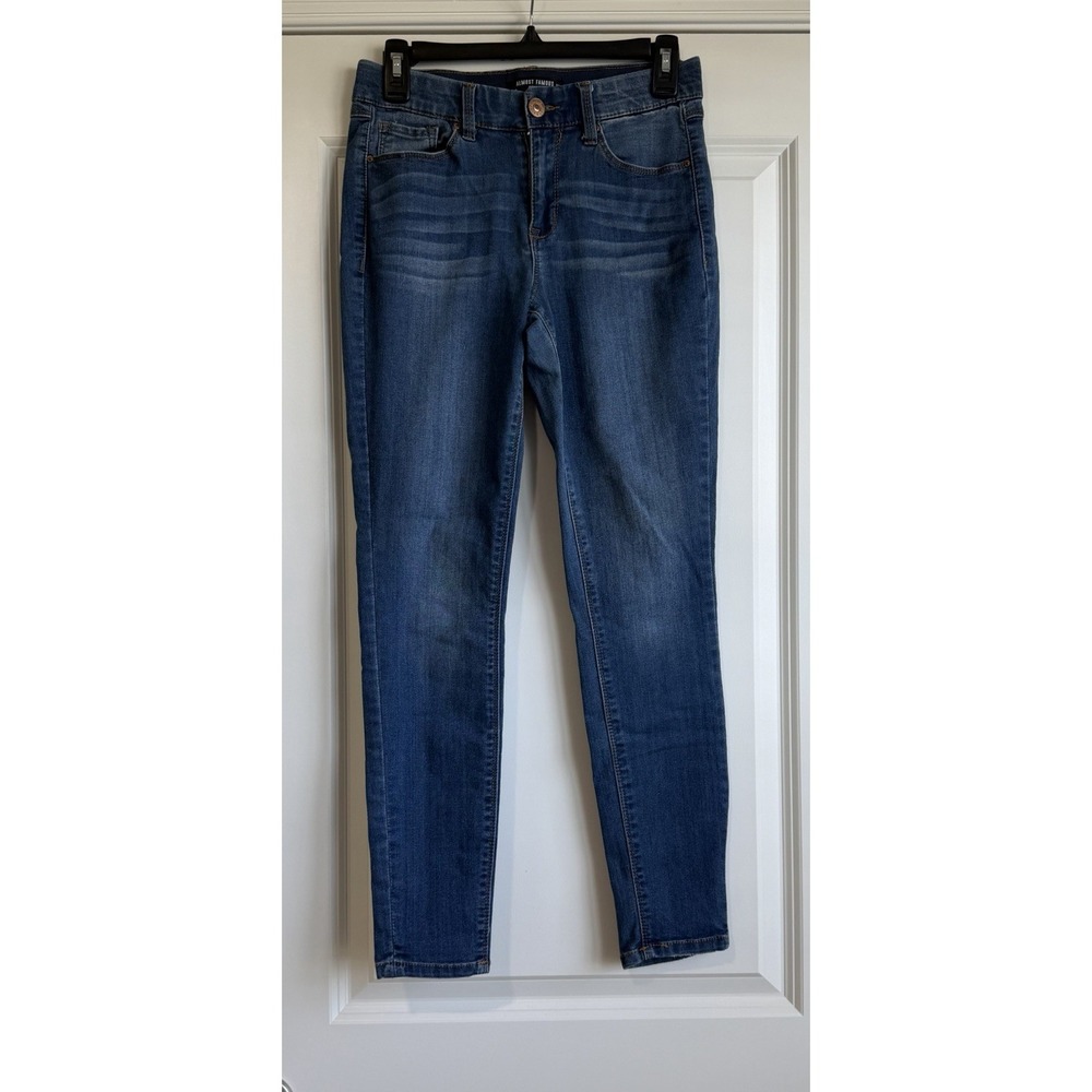 Almost Famous Denim Jegging Skinny Jeans Women's Size 9 Stretch Casual